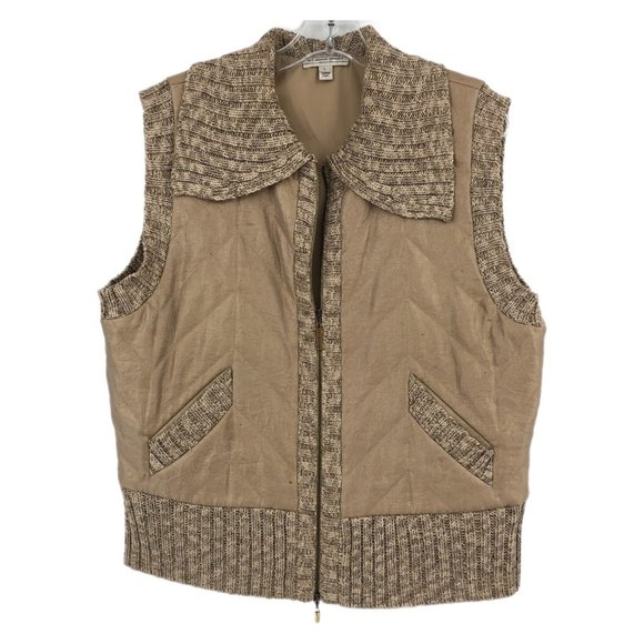 St.John Sport Beige & Gold Sleeveless VestVersatile for Any Occasion